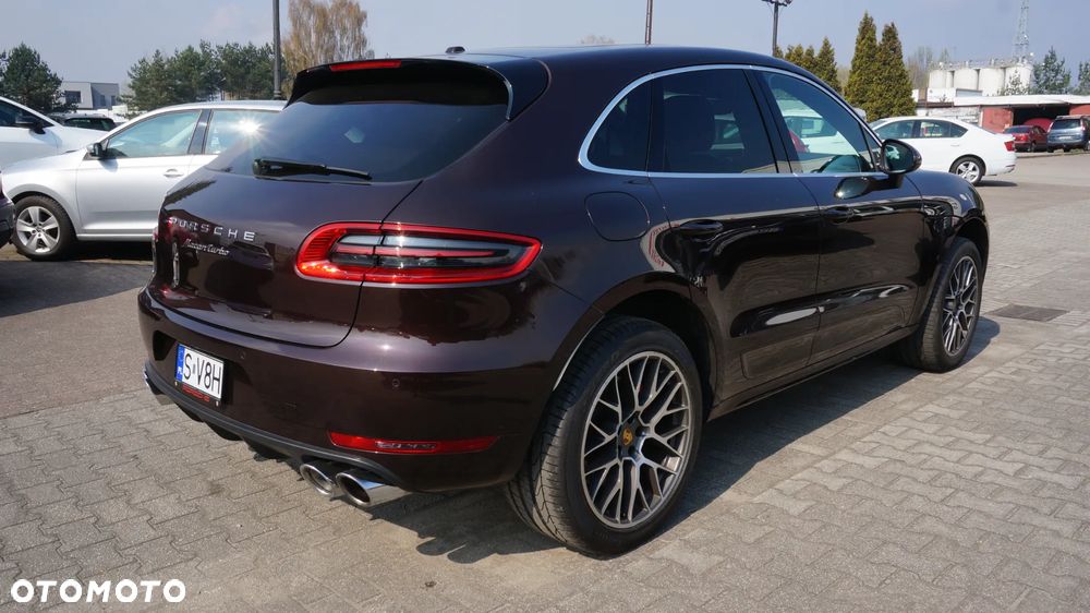 Porsche Macan - 4