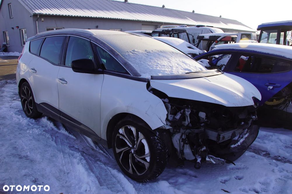 Auto na części - Renault Grand Scenic IV 1.3 TCE 159 KM H5H 450 BIXUF 2019R Silnik Skrzynia Drzwi Klapa Zderzak Lampa Szyba Klamka Lusterko Panorama Deska Kokpit Sterownik Moduł Czujnik Licznik Wyświetlacz Panel Kierownica - 1