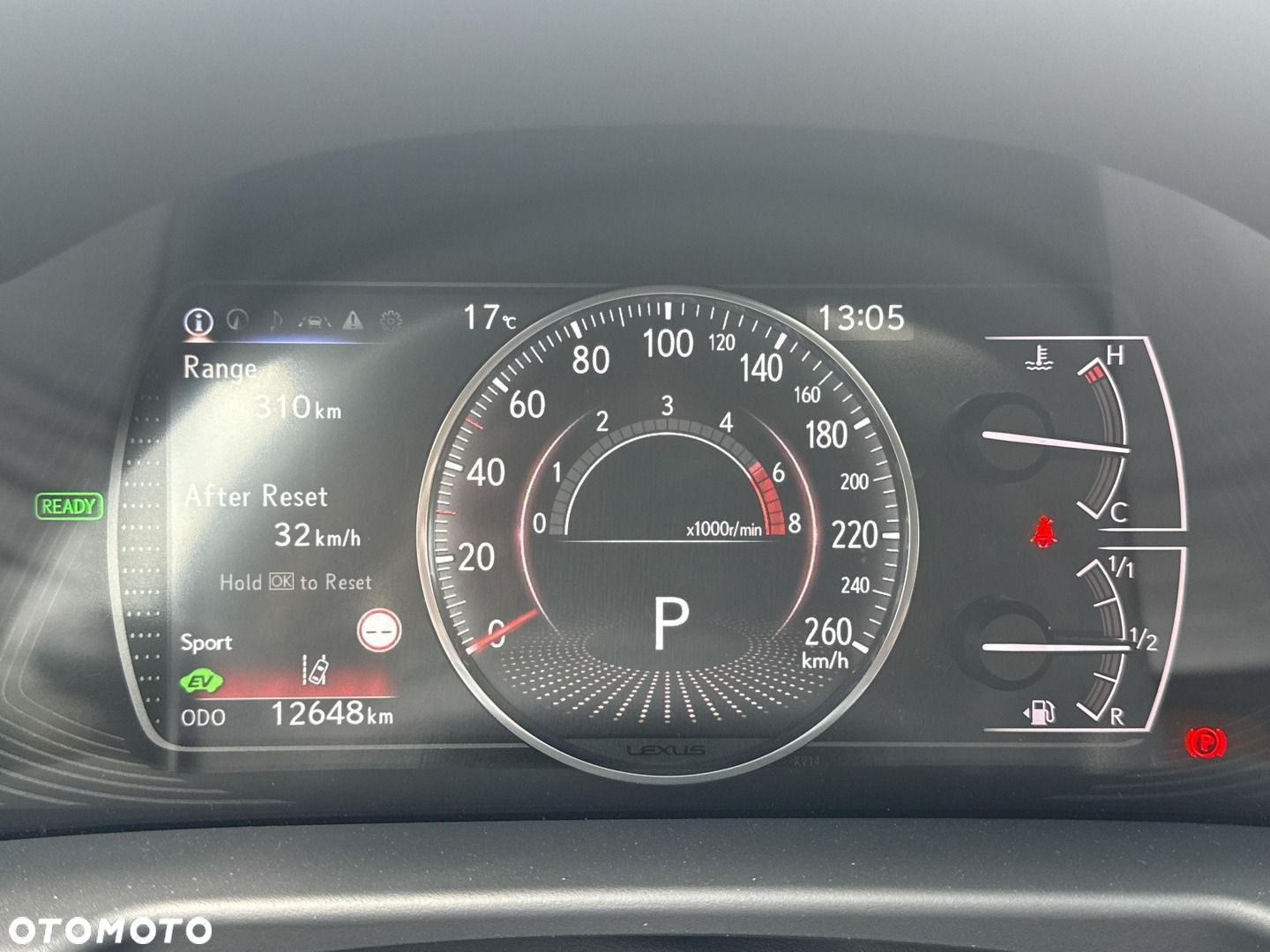 Lexus ES - 13