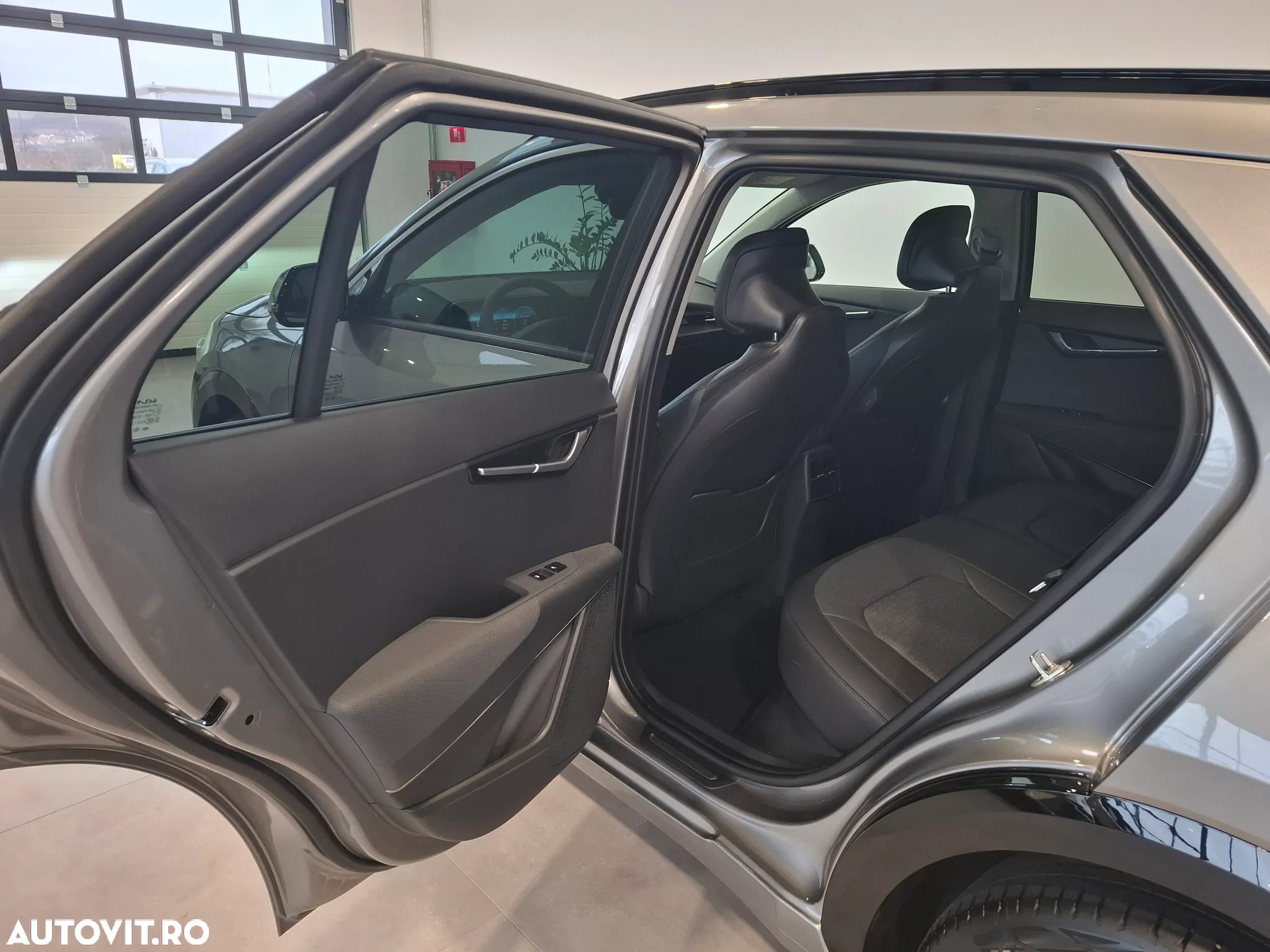 Kia Niro EV Premium - 23
