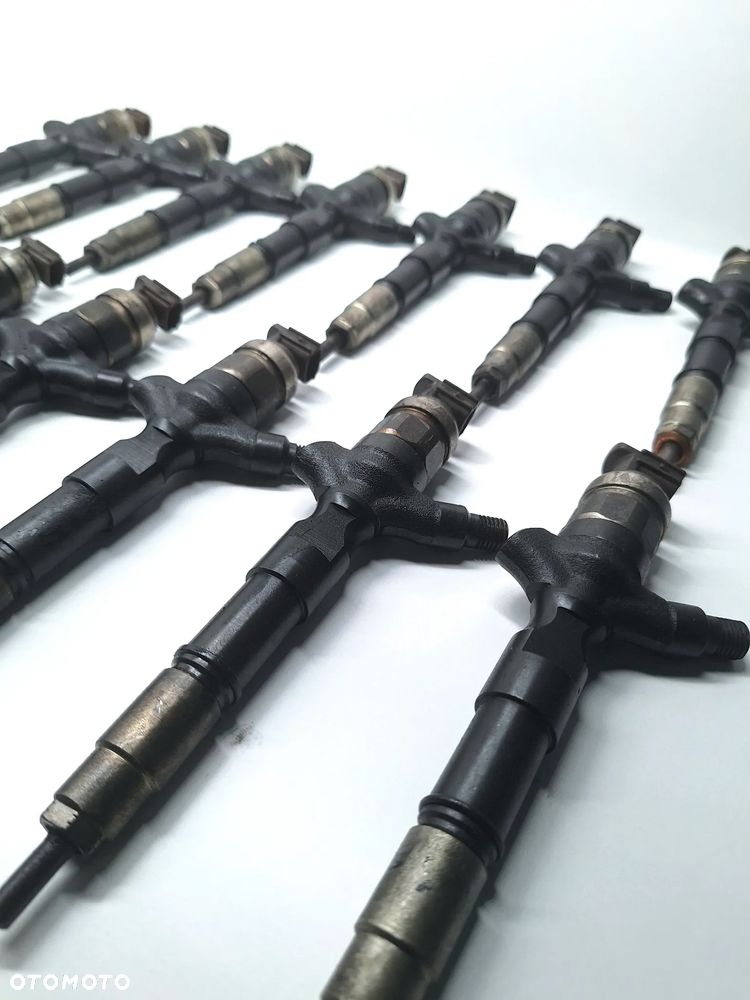 Wtryskiwacze Denso 23670-30140 НURT - 2