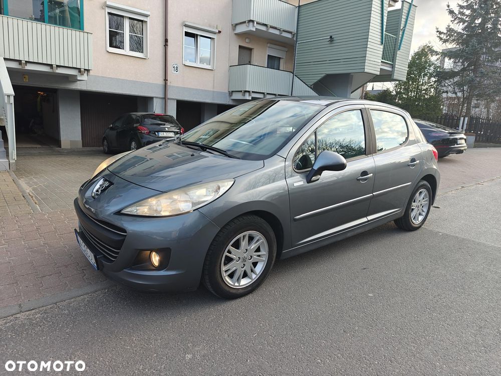 Peugeot 207 1.4 16V Trendy - 1