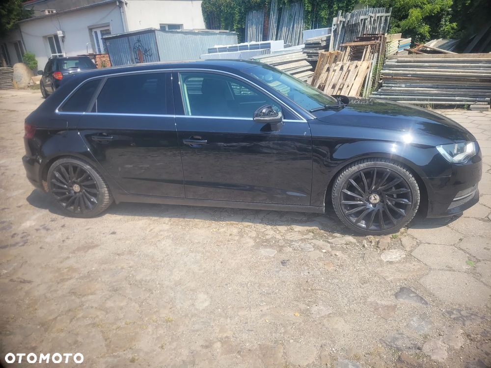 Audi A3 Sportback 1.6 TDI DPF Ambition - 17