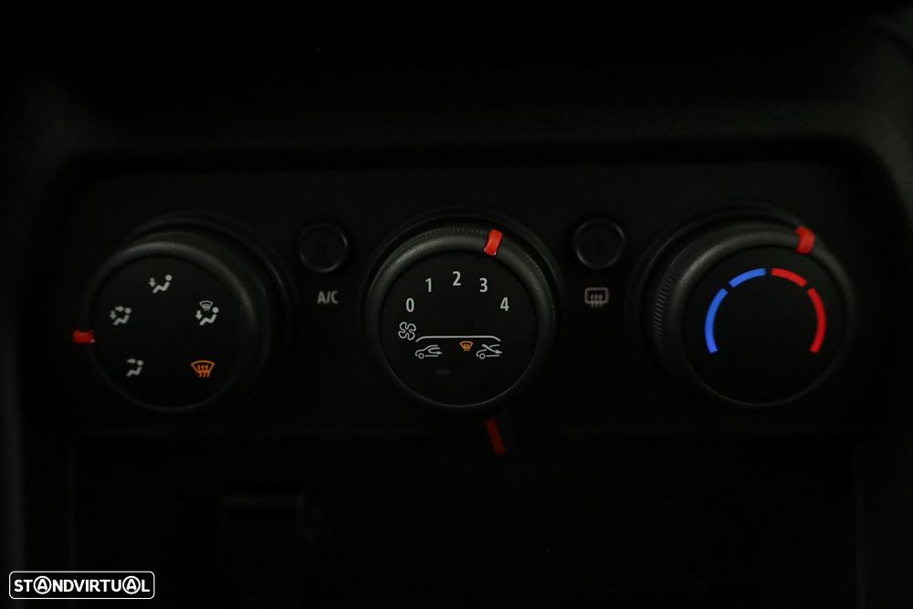 Dacia Sandero - 11