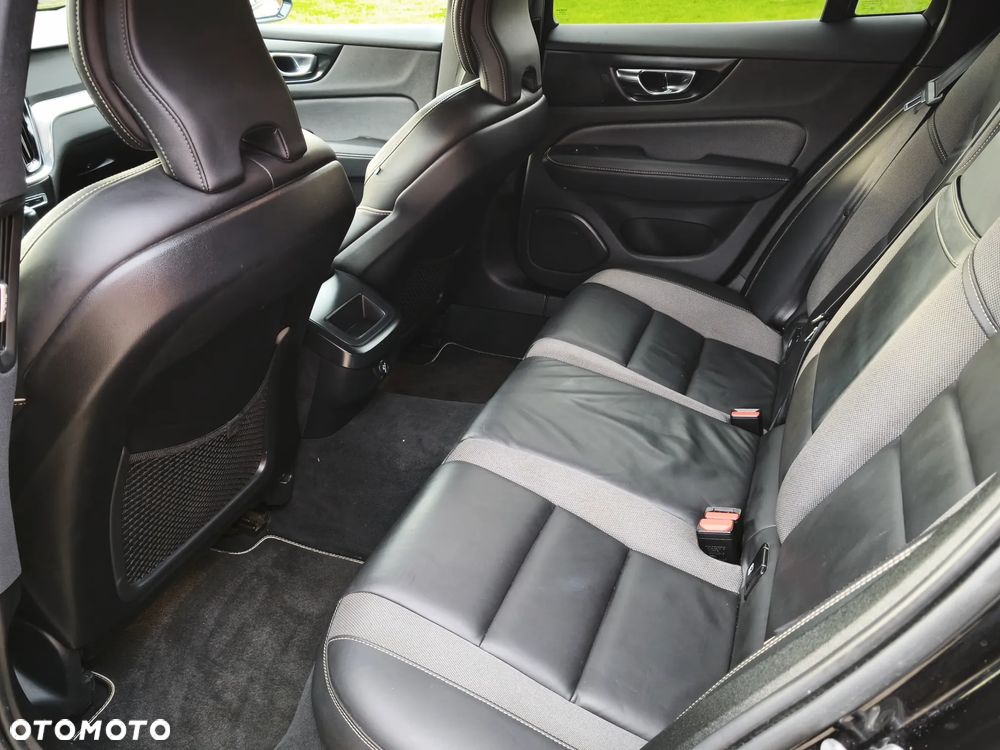 Volvo V60 - 21