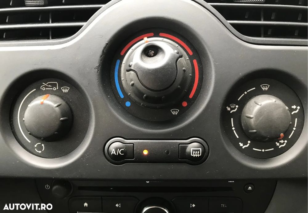 Renault Kangoo BLUE dCi 95 Intens - 30