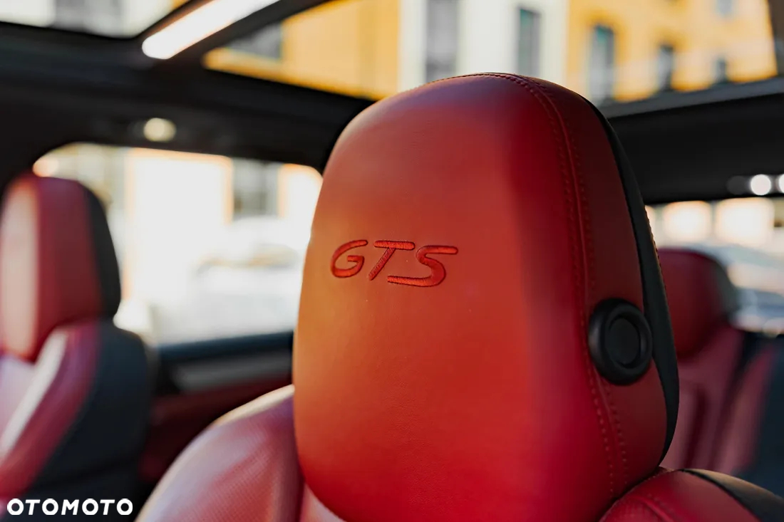 Porsche Cayenne GTS - 30