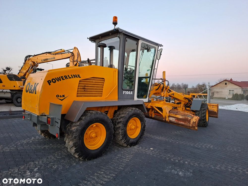 O&K F106A Równiarka Drogowa / New Holland / - 7
