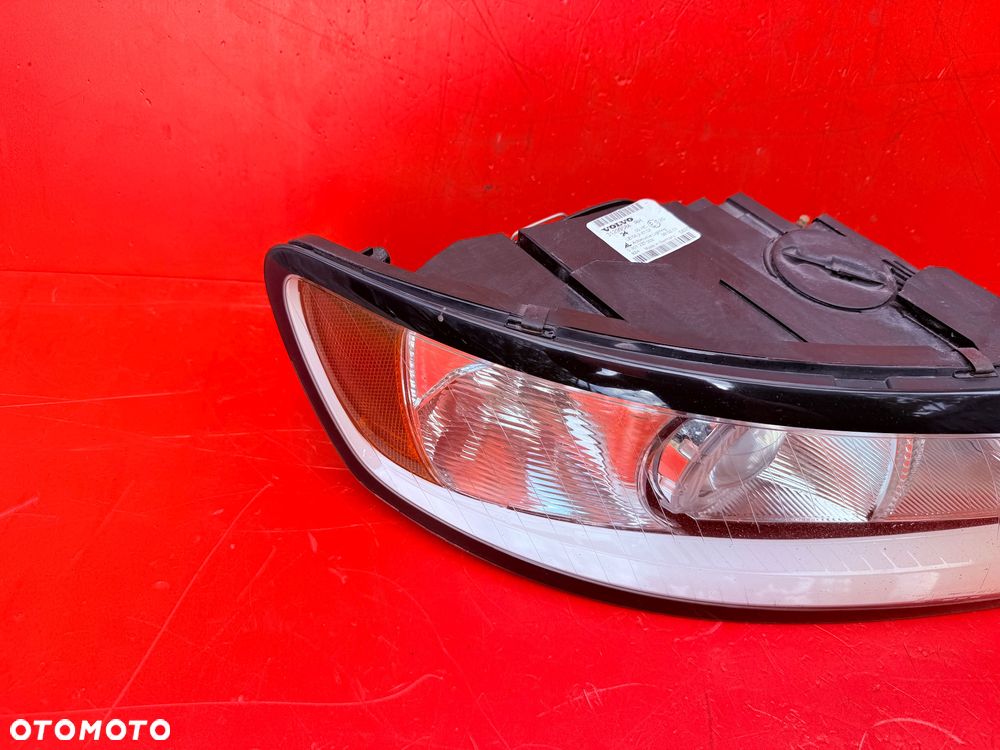 LAMPA PRAWA VOLVO S40 V50 LIFT ZWYKŁA H7 EU  31299584 - 4