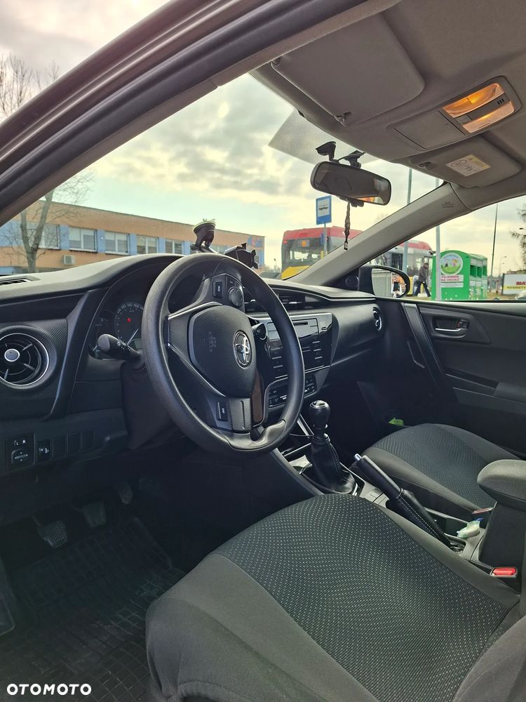 Toyota Auris 1.6 Active - 13