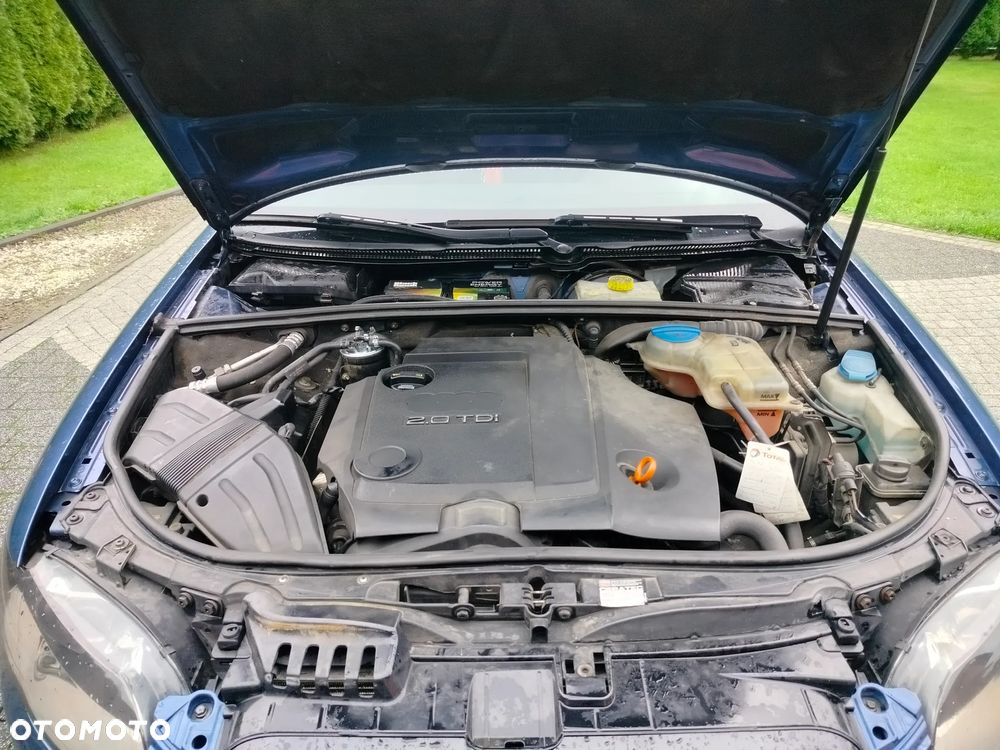 Audi A4 Avant 2.0 TDI - 9