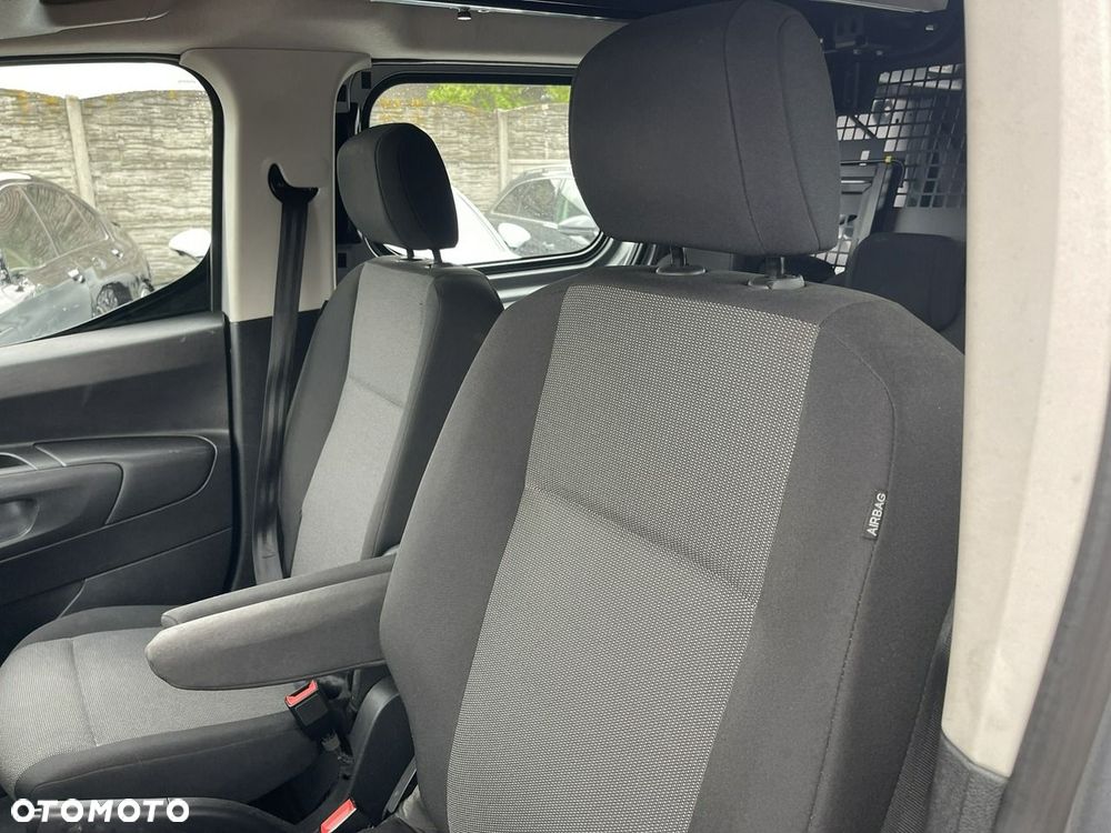 Toyota Proace City - 13