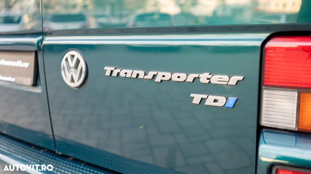 Volkswagen Transporter - 9