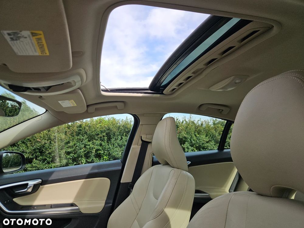 Volvo S60 T5 Drive-E R-Design Kinetic - 11