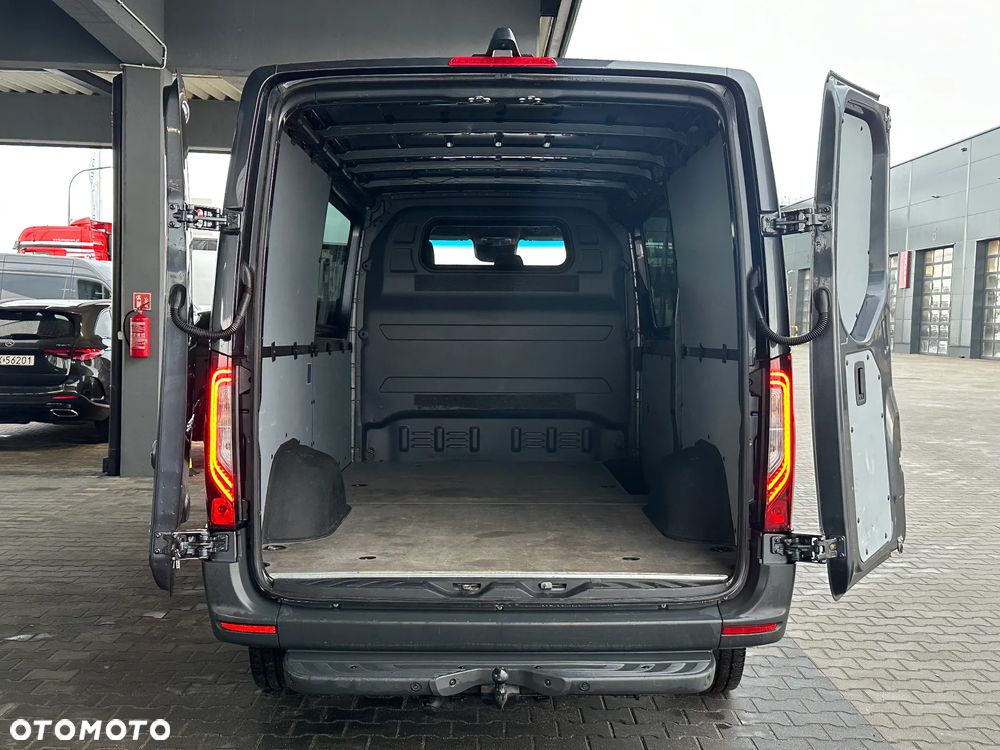Mercedes-Benz Sprinter 3.0 V6 - 8