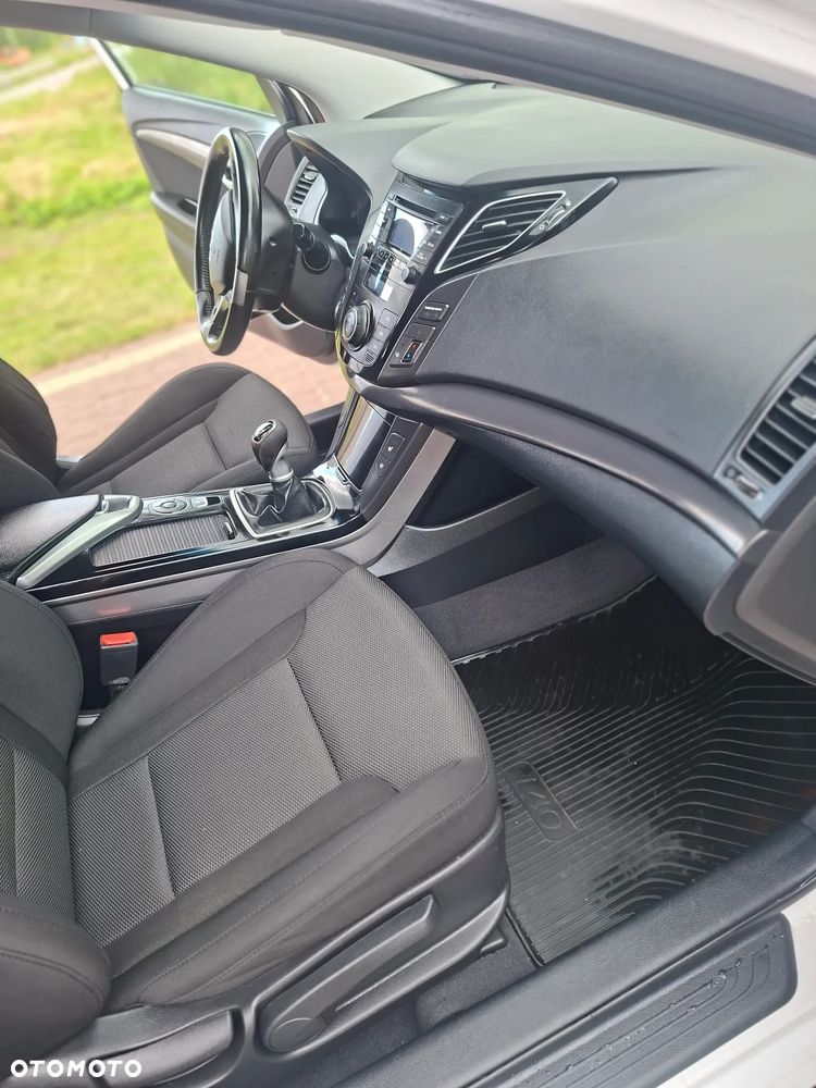 Hyundai i40 - 10