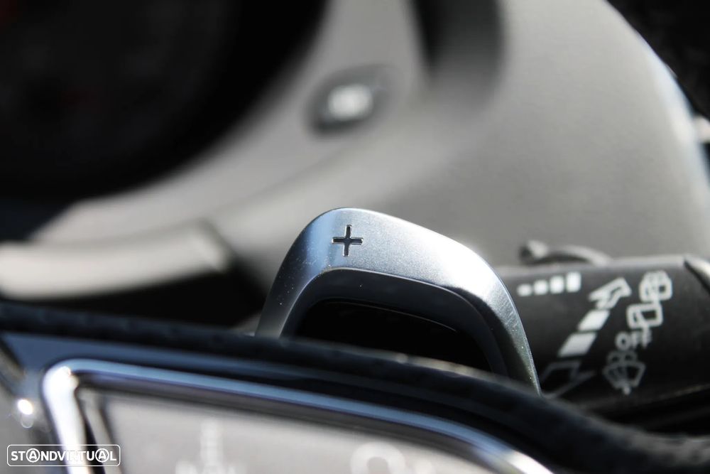 Audi RS Q3 2.5 TFSI quattro S tronic performance - 33