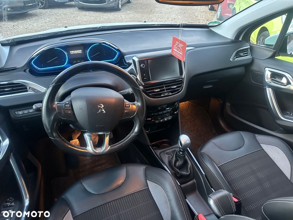 Peugeot 2008 BlueHDi FAP 120 STOP & START Allure - 16