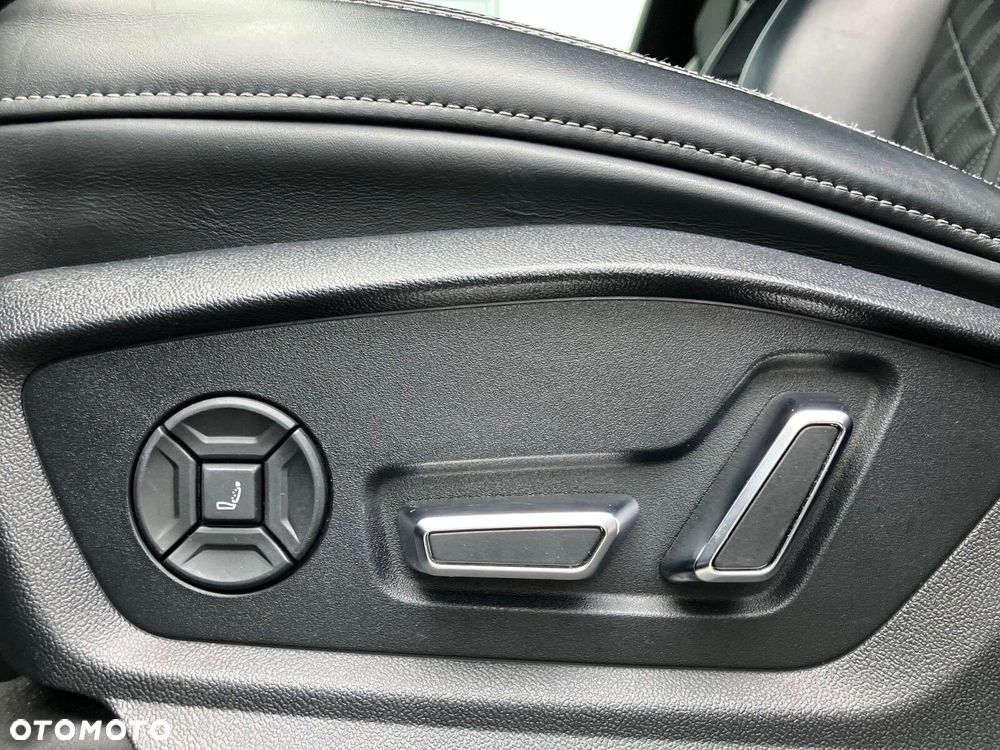 Audi Q8 - 15