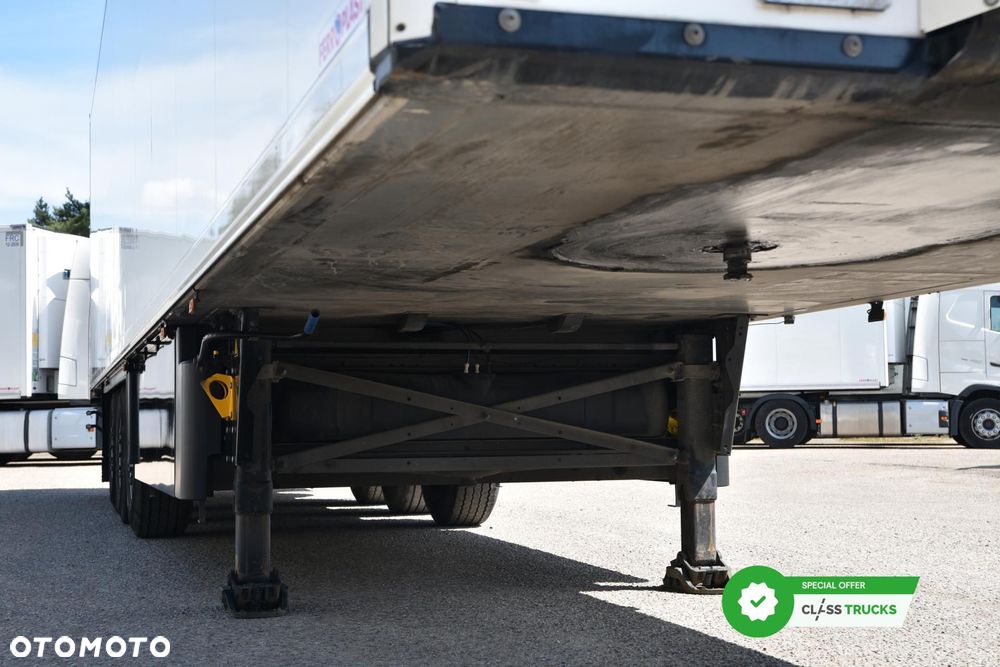 Schmitz Cargobull SKO FP 45 ThermoKing SLXi 300 - 22