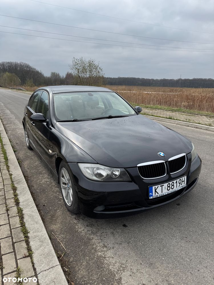 BMW Seria 3 318d - 3