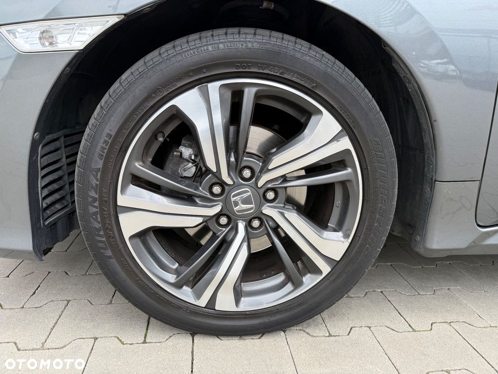 Honda Civic 1.5 T Executive CVT - 24