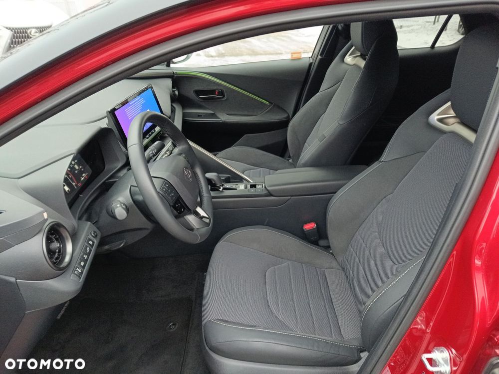 Toyota C-HR - 11