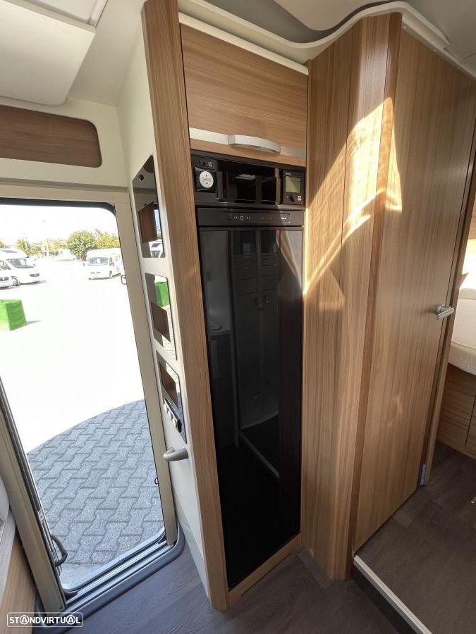 Adria Matrix 640 DC GT Edition c.central e basculante - 7