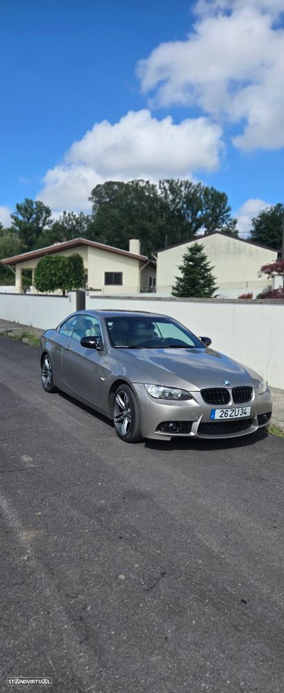 BMW 320 i Cabrio Auto - 8