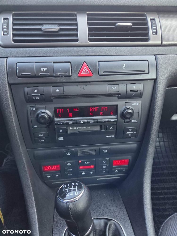 Audi A6 Avant 2.5 TDI - 16