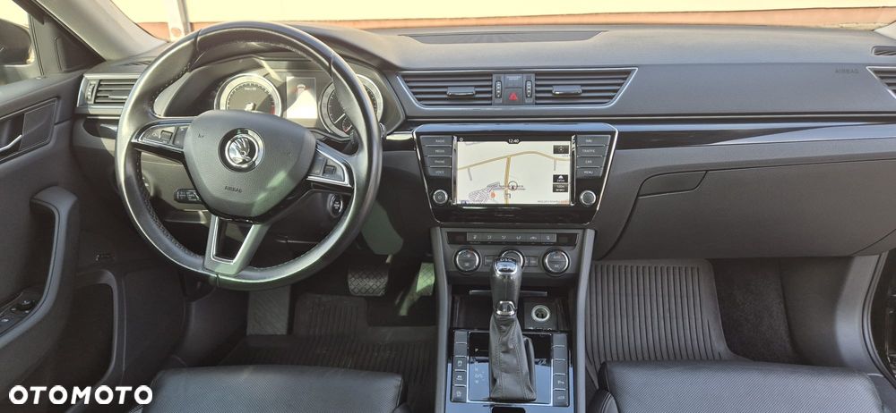 Skoda Superb 2.0 TDI 4x4 L&K DSG - 4