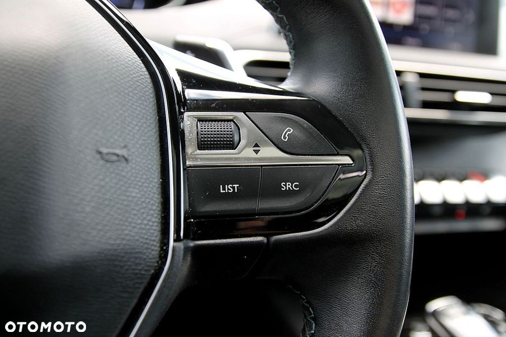 Peugeot 3008 1.6 PureTech GPF Crossway S&S EAT8 - 19