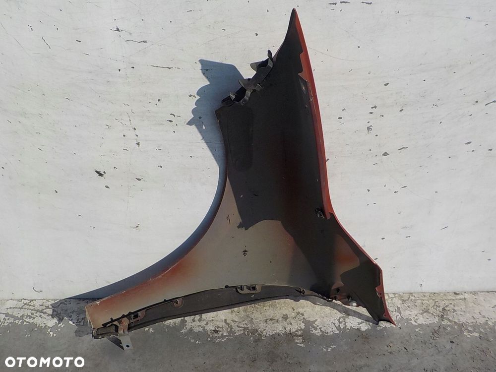 226 RENAULT MEGANE III BŁOTNIK PRAWY PRZÓD PRZEDNI - 4