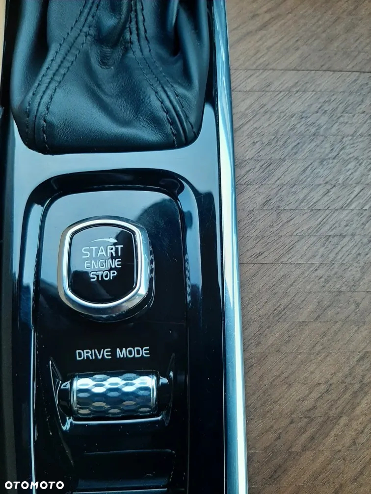 Volvo S90 D4 Inscription - 35