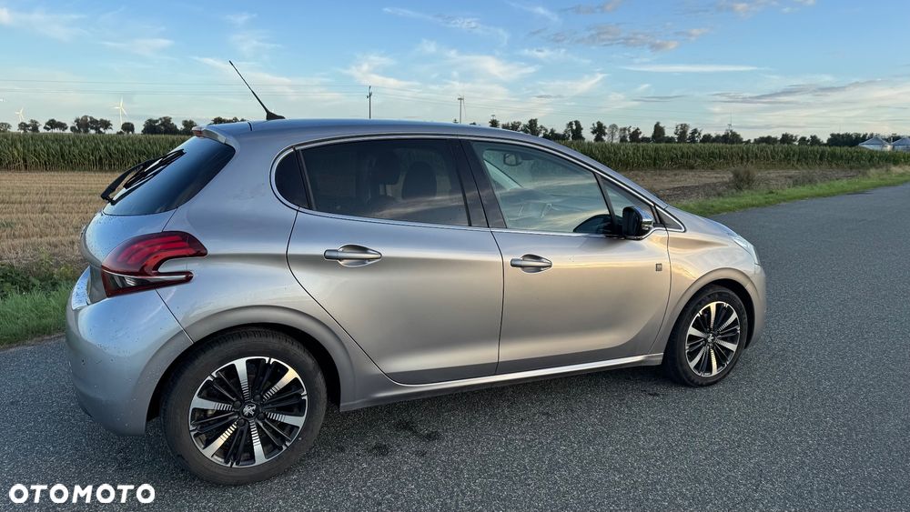 Peugeot 208 1.5 BlueHDi Allure Pack S&S - 4