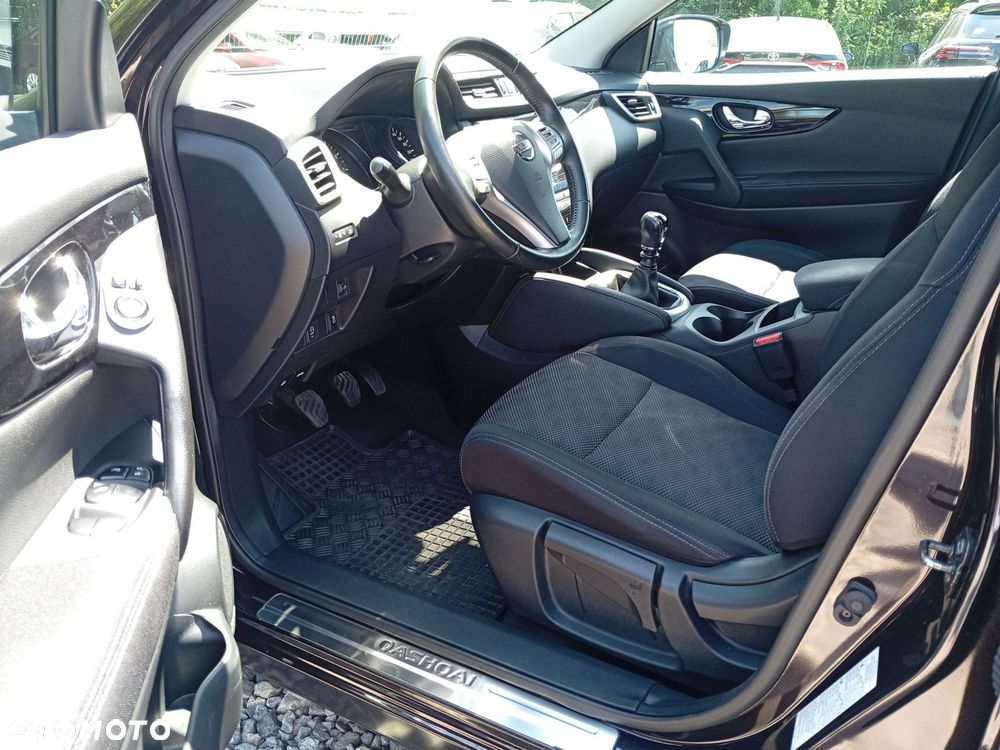 Nissan Qashqai 1.2 DIG-T Acenta EU6 - 12