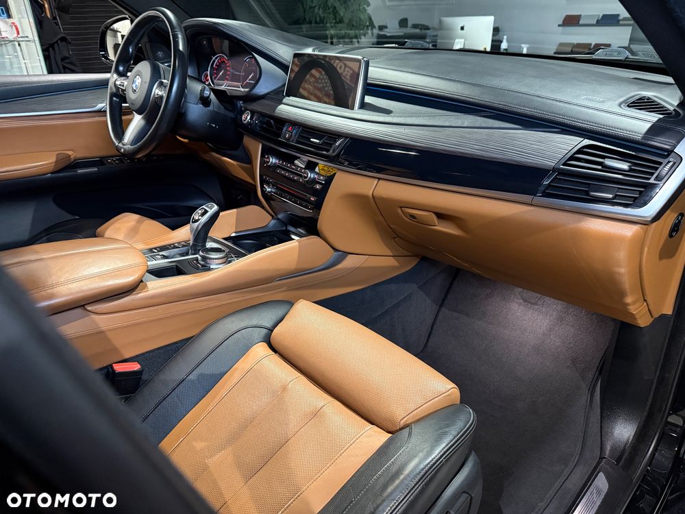 BMW X6M - 15