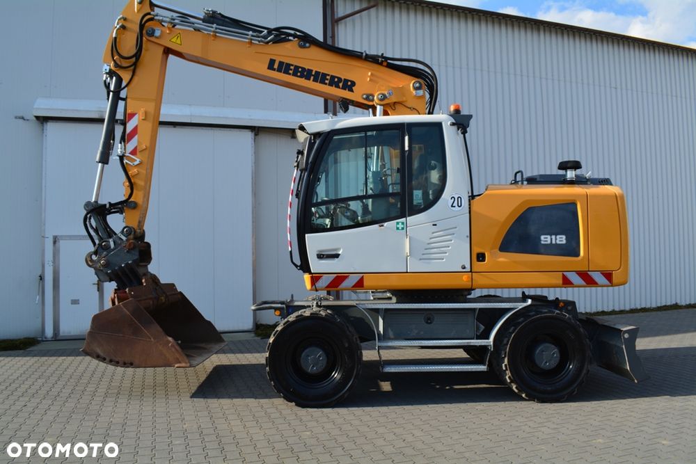 Liebherr A 918 Litronic / STAN PERFEKT / 18T / JAK NOWA / - 10