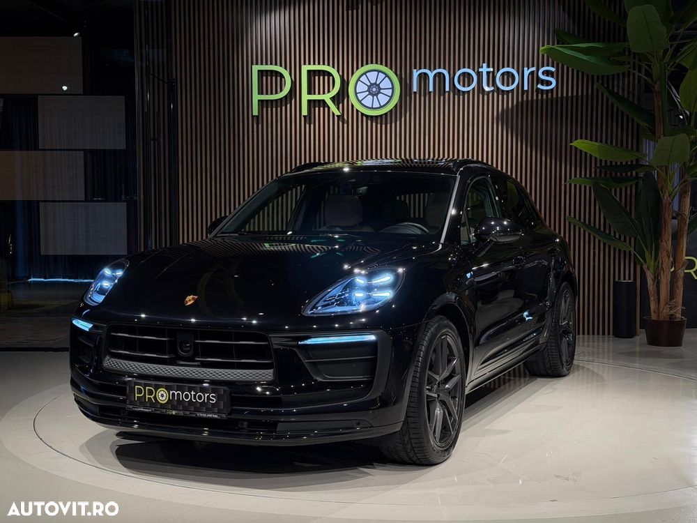 Porsche Macan T - 2