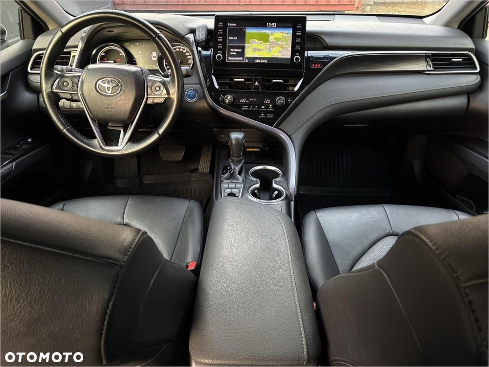 Toyota Camry 2.5 Hybrid Executive CVT - 18