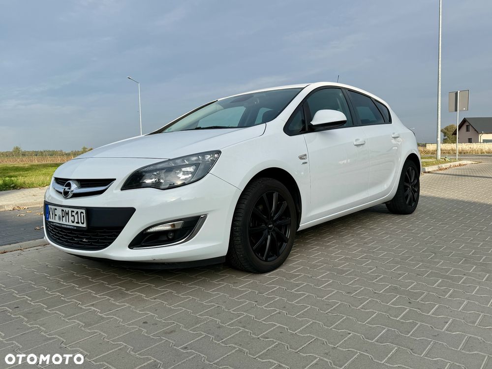 Opel Astra 1.4 Turbo - 11