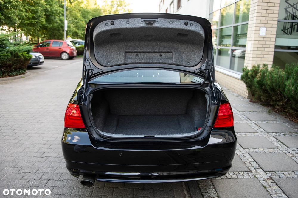BMW Seria 3 320d - 6