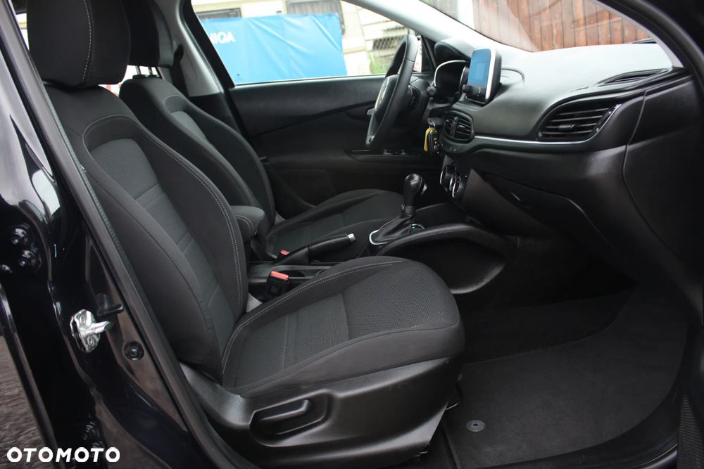 Fiat Tipo 1.6 MultiJet DCT Business Line - 30