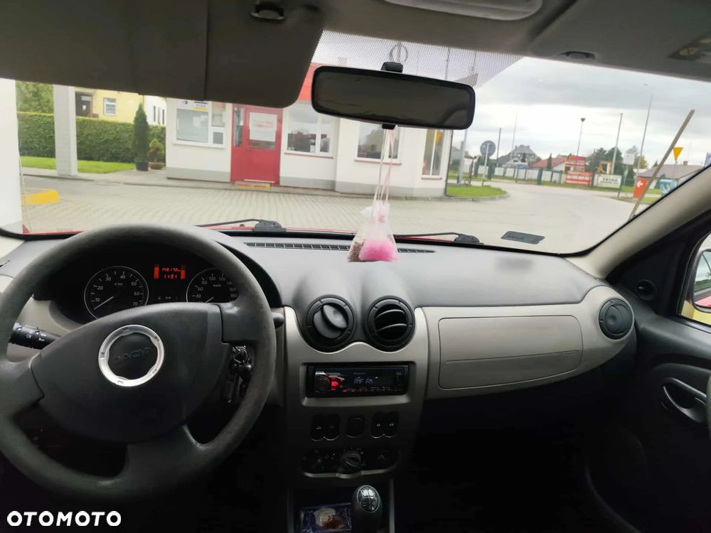 Dacia Sandero 1.2 16V Laureate - 7