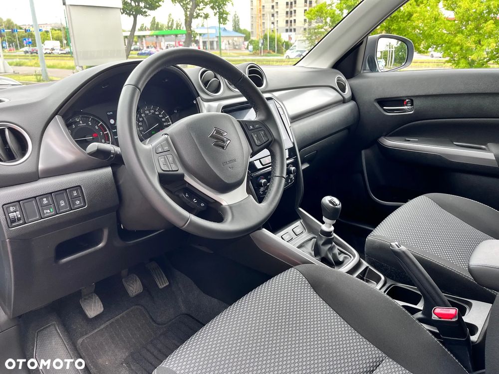 Suzuki Vitara 1.4 Boosterjet mHEV Premium Plus 2WD - 30