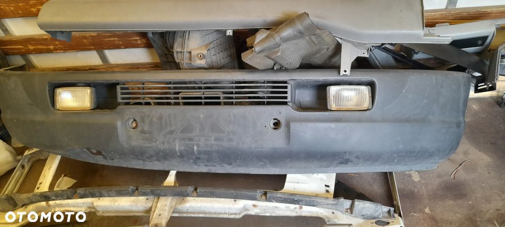 VW LT 35-46 pas przedni zderzak przedni - 4
