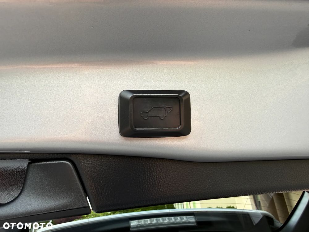 Toyota RAV4 2.5 Hybrid Comfort 4x2 - 30
