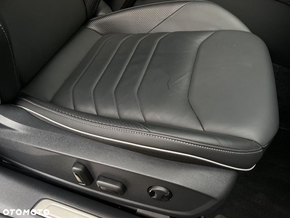 Volkswagen Arteon 2.0 TDI 4Motion R-Line DSG - 24