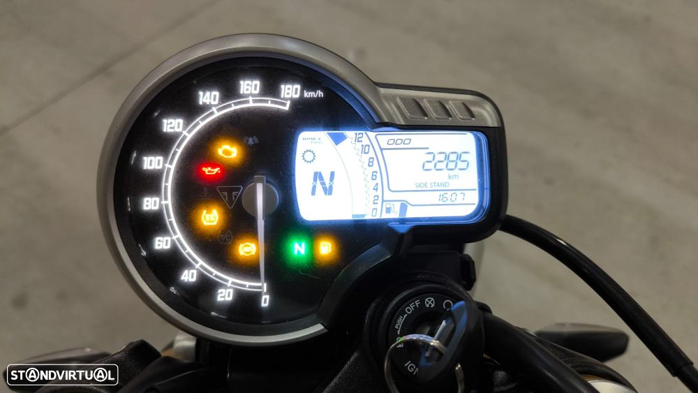 Triumph Speedmaster Speed 400 - 2