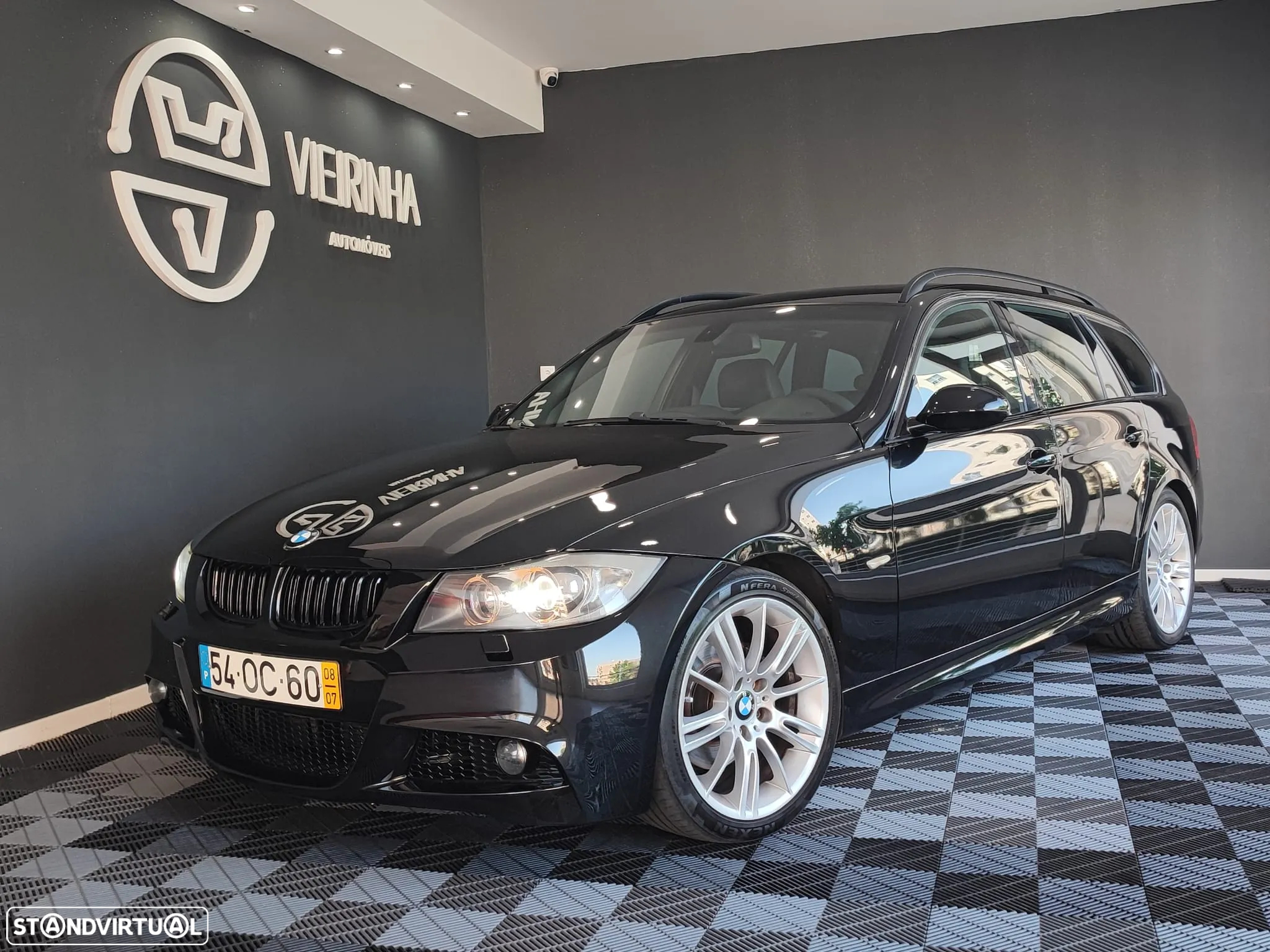 BMW 320 d Touring Navigation Sport - 3